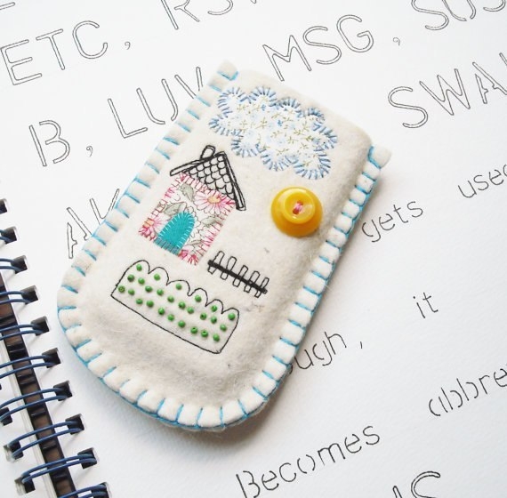 Чехлы для телефонов из фетра. Идеи для вдохновения.