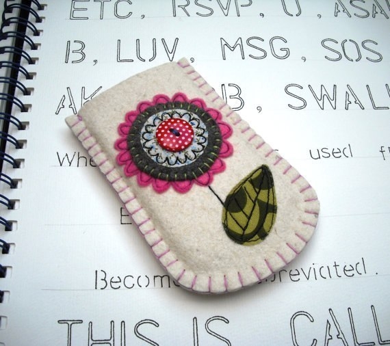 Чехлы для телефонов из фетра. Идеи для вдохновения.