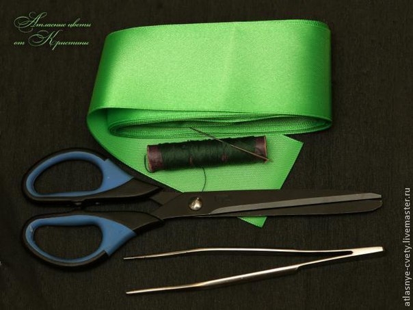 Делаем розу из атласной ленты в технике канзаши