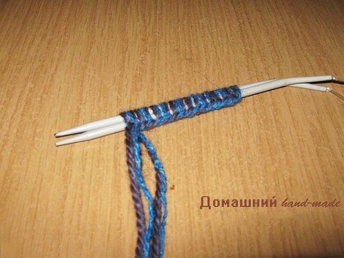 Тапочки на подошве вязаные спицами Тапочки на подошве вязаные спицами