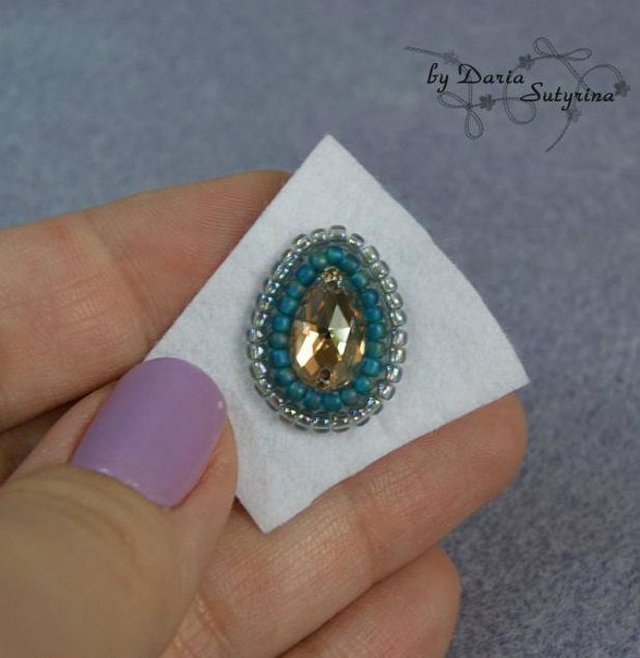 Серьги из бисера Капельки на швензе-петле.