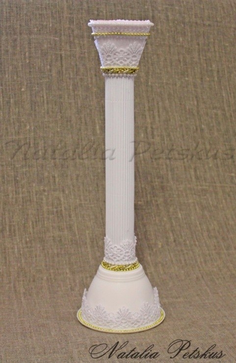 Колонна цветущая