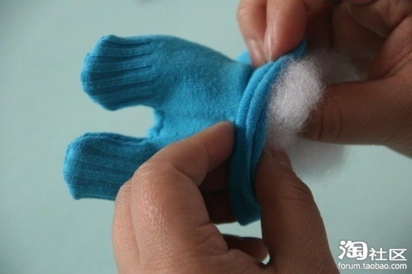 Куда пропадают носки