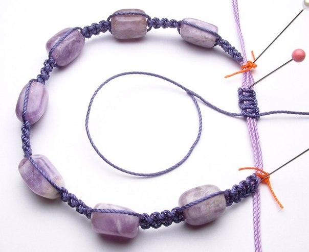 Плетем браслет