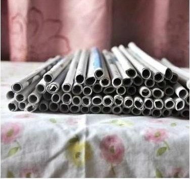 Тумбочка из газет