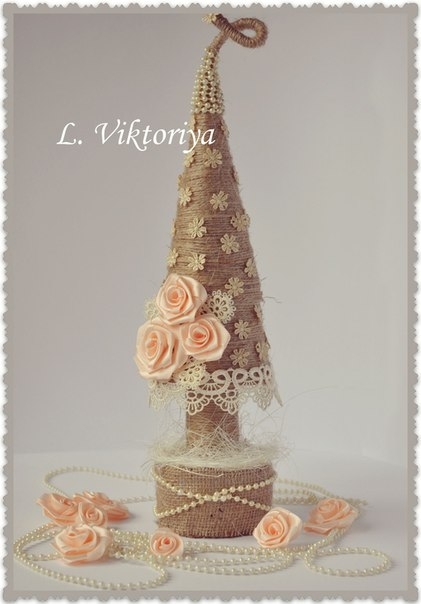 Роза из атласной ленты Роза из атласной ленты