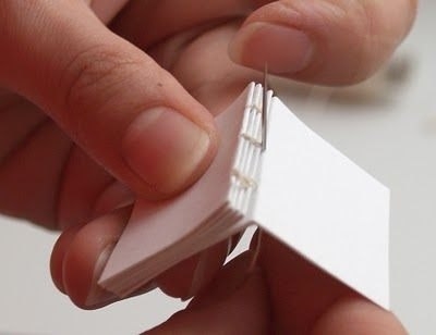 Делаем книжку-брелок. Мастер-класс