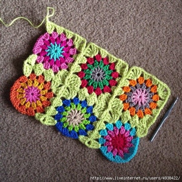 Бабушкин квадрат. Непрерывное соединение мотивов Бабушкин квадрат. Непрерывное соединение мотивов