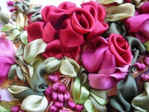 Вышивка лентами от Людмилы Дейнеко.