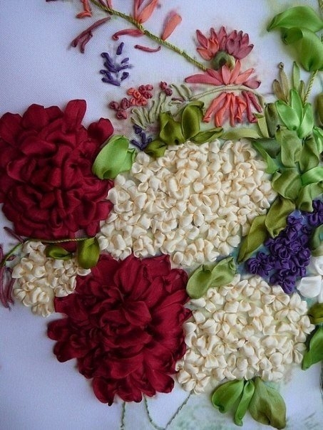 Вышивка лентами от Людмилы Дейнеко.