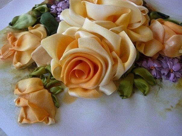 Вышивка лентами от Людмилы Дейнеко.