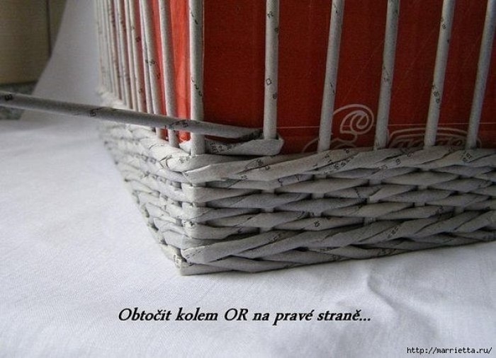 Плетение из газетных трубочек шахматкой. Плетение из газетных трубочек шахматкой.