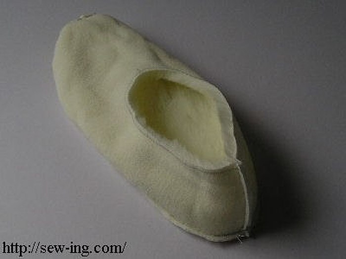 Шьем теплые меховые тапочки