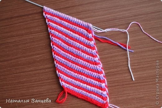 Мячики из остатков пряжи