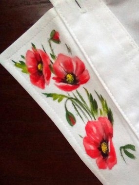 Роспись рубахи в стиле фольк-модерн