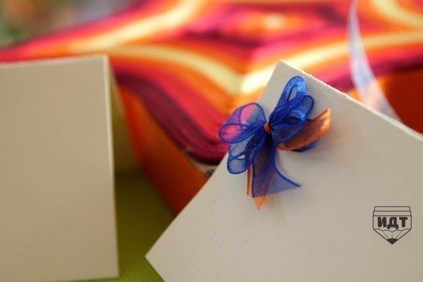 Как завязать маленький бантик