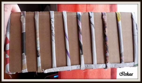 Сундучок из коробки, оплетание газетными трубочками. Мастер-класс.