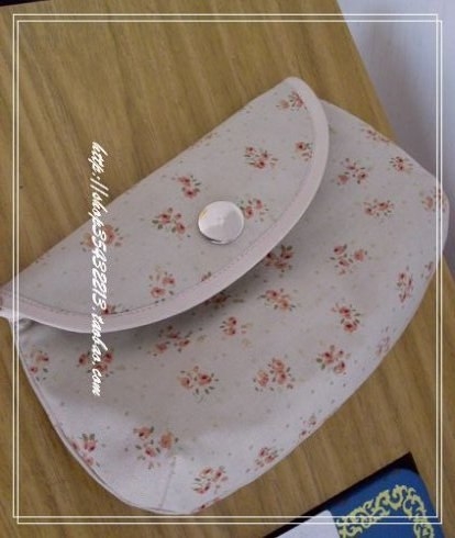 Маленькая сумочка с выкройкой