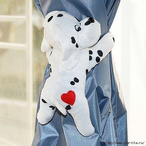 Подхваты для штор в детскую комнату