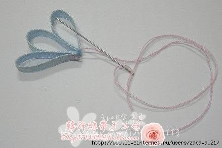 Пушистики заколки из лент