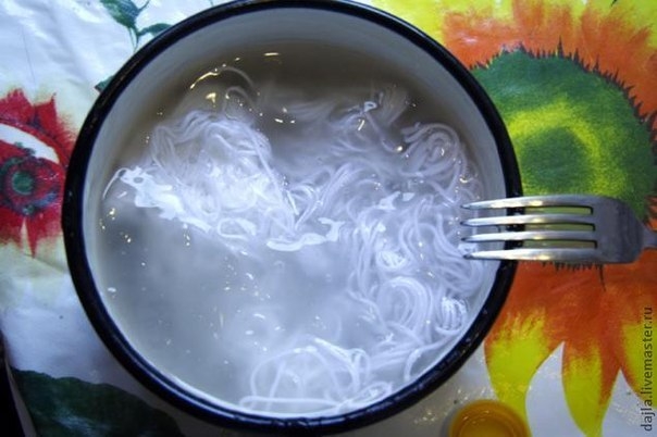 Ажурный абажур из остатков пряжи. Мастер-класс.