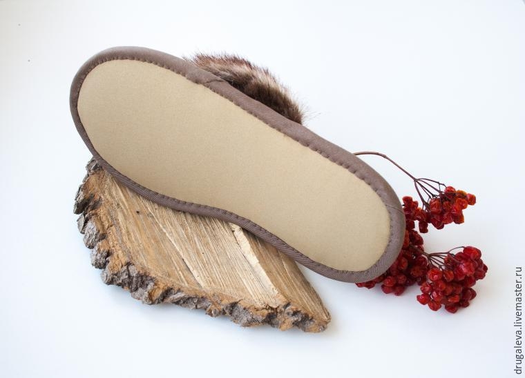 Шьем уютные домашние тапочки.