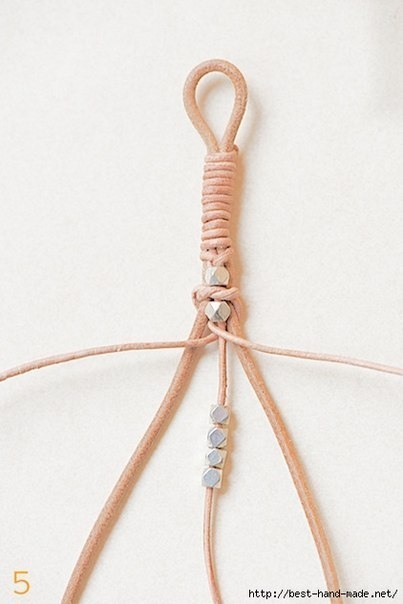 Плетем браслет