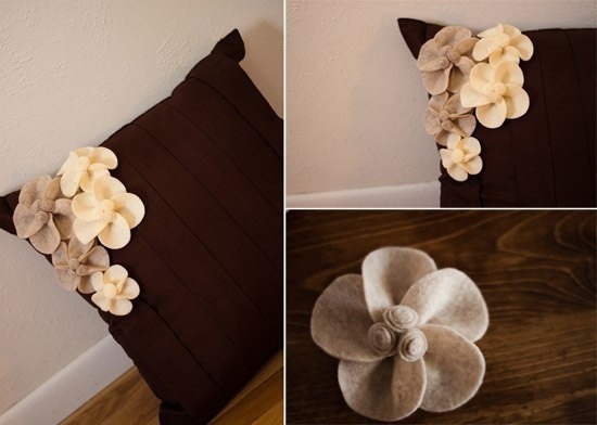 Декоративный цветок для подушки