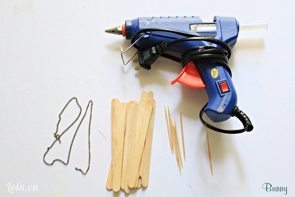 Миниатюрная качели