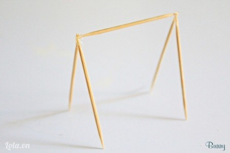 Миниатюрная качели