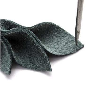 Ожерелье из кожи. Мастер-класс.