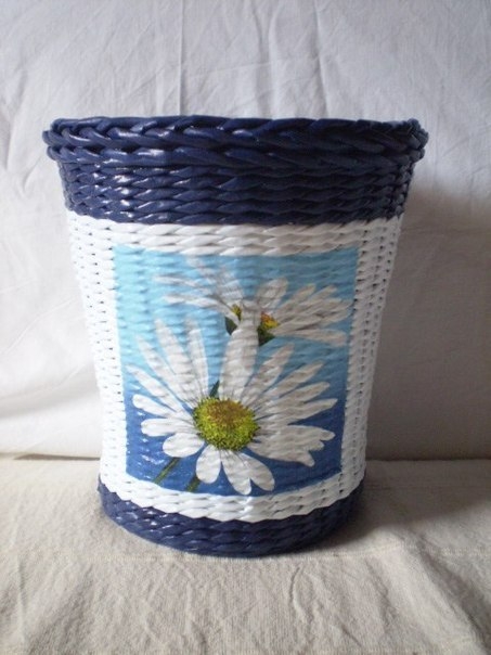Корзинки из газетных трубочек. Плетение из газет + декупаж. Очень красивые работы. Корзинки из газетных трубочек. Плетение из газет + декупаж. Очень красивые работы.