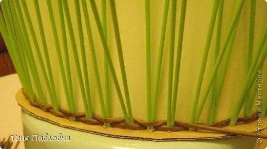 Корзина из газетных трубочек. Автор Таня Павловна