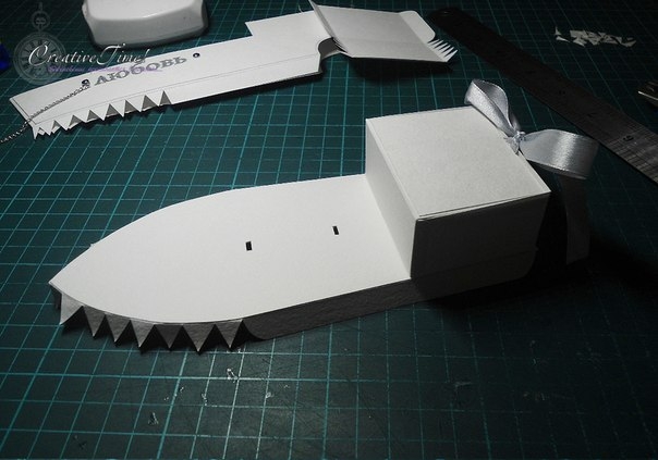 Кораблик с сюрпризом