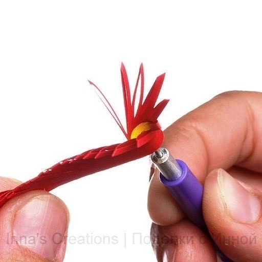 Бахромчатый цветок из бумаги Бахромчатый цветок из бумаги