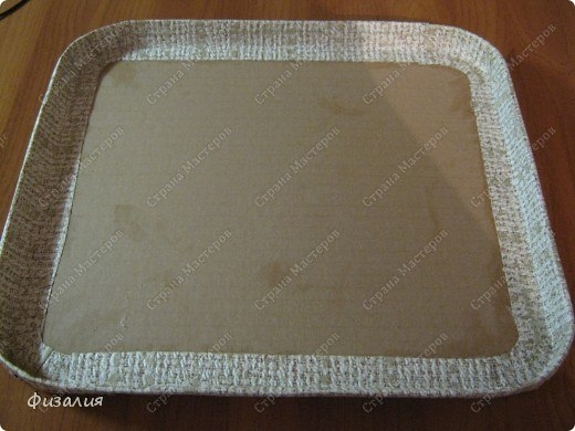 Шкатулка. Плетем из газет Шкатулка. Плетем из газет