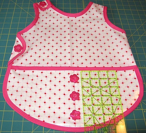 Шьем детский фартучек Шьем детский фартучек