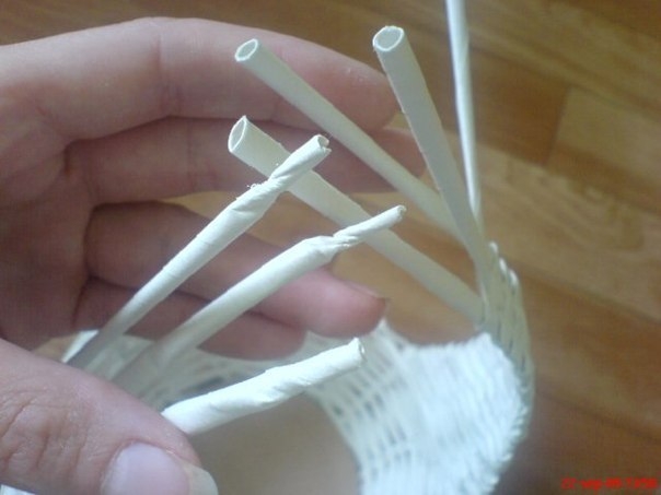 Плетение из газет. Корзина-лукошко