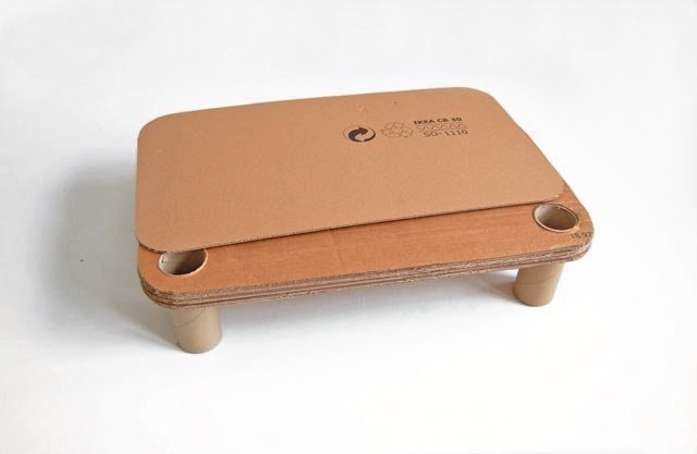 Столик для малыша из картона Столик для малыша из картона