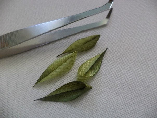 Роза из лент