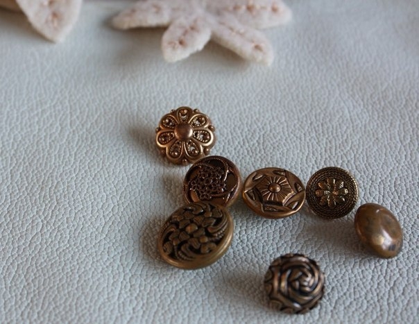 Красивая брошь из фетра