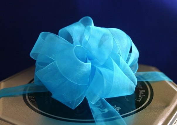 Простой, но очень красивый бантик