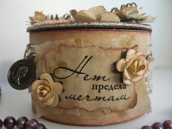 Шкатулка из бобины от скотча. Идеи для вдохновения Шкатулка из бобины от скотча. Идеи для вдохновения