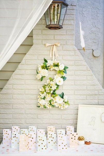 Идеи цифр из различных материалов для декора праздника Идеи цифр из различных материалов для декора праздника