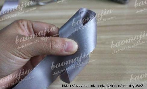 Бантик из ленты. Заколка.