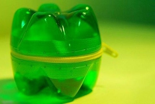 Интересные поделки из пластиковых бутылок Интересные поделки из пластиковых бутылок