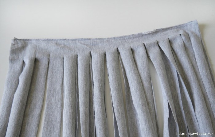 Вяжем корзинку из трикотажных полосок. Мастер-класс