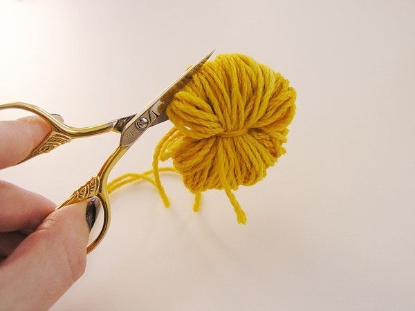 Воздушный декор подушек