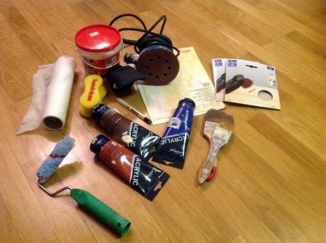 Надоел старый паркет? Украшаем его рисунком.