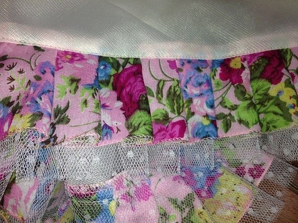 Как быстро сделать ровные складки при помощи вилки.